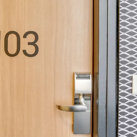 Ibis Daumesnil Porte Doree-3